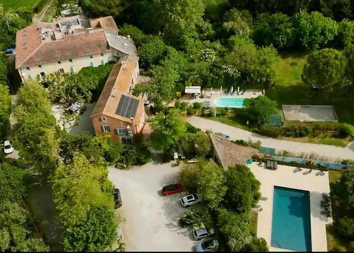 Logis Hotel La Ferme Avignon